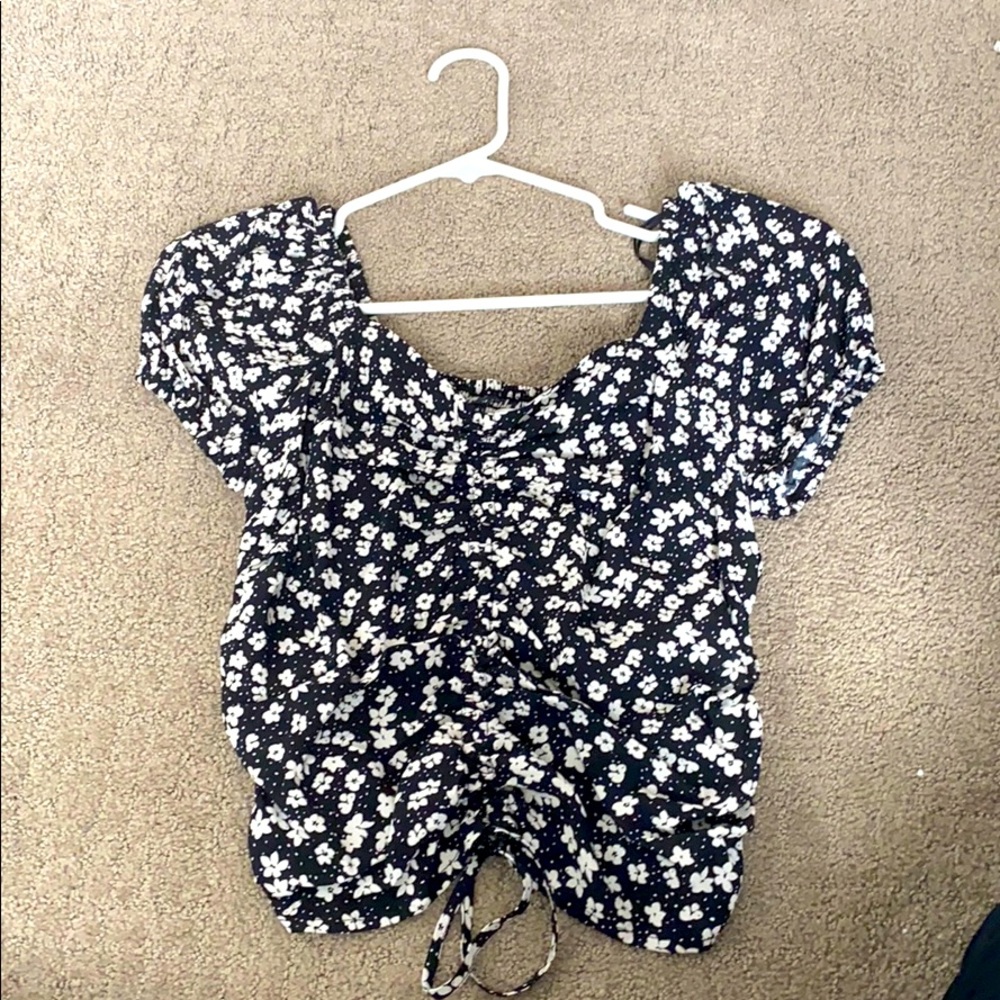 H and M Top